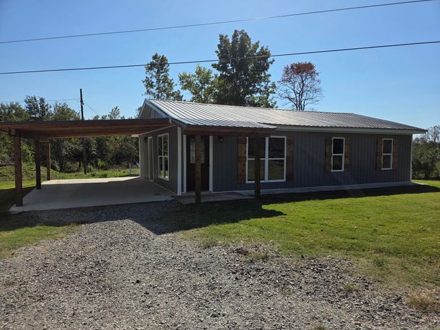 2735 Floral Road, Floral, AR 72543