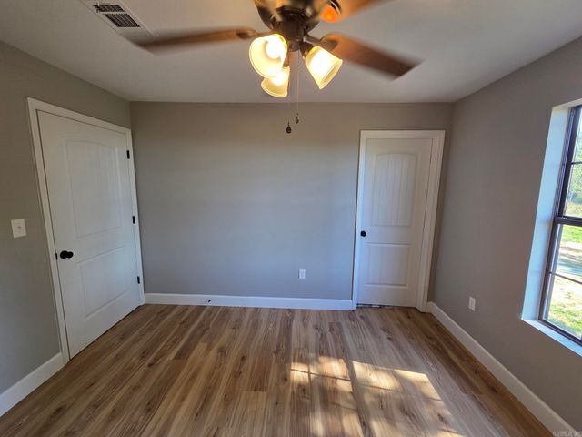 2735 Floral Road, Floral, AR 72543