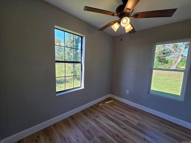 2735 Floral Road, Floral, AR 72543