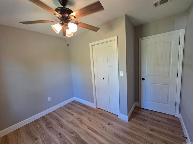 2735 Floral Road, Floral, AR 72543