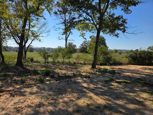 2735 Floral Road, Floral, AR 72543