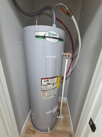 2735 Floral Road, Floral, AR 72543