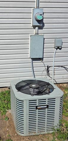 2735 Floral Road, Floral, AR 72543