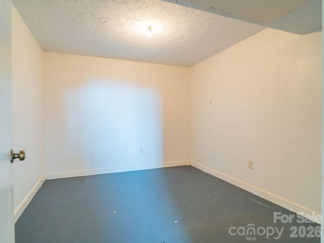 3020 Silver Creek Mountain Road, Morganton, NC 28655