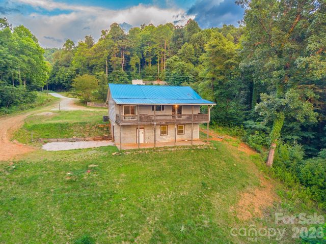 3020 Silver Creek Mountain Road, Morganton, NC 28655