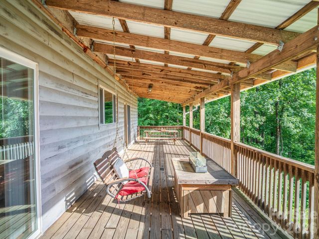 3020 Silver Creek Mountain Road, Morganton, NC 28655