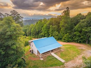 3020 Silver Creek Mountain Road, Morganton, NC 28655