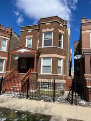4732 W Congress Parkway, Chicago, IL 60644