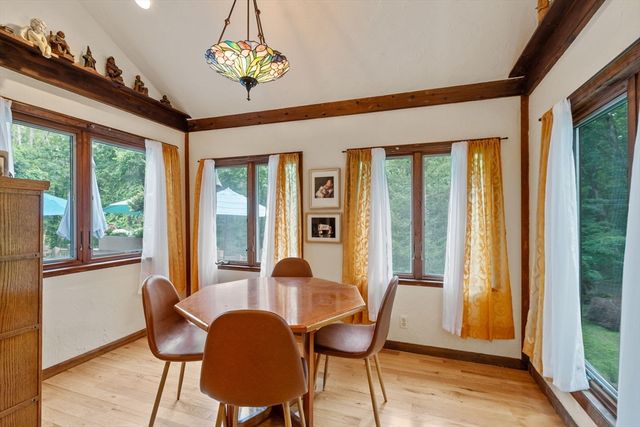 7 Hilltop Ln, Framingham, MA 01701