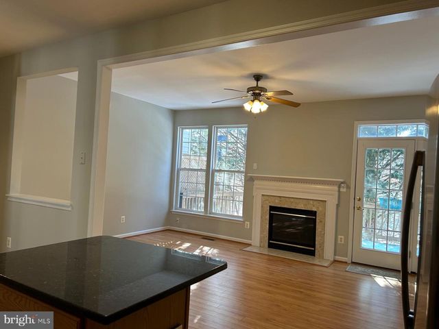 13671 SAINT JOHNS WOOD PL, Herndon, VA 20171