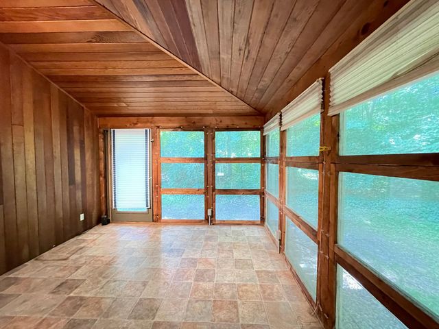 13701 Wood Lane, Minnetonka, MN 55305