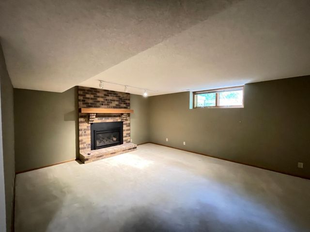 13701 Wood Lane, Minnetonka, MN 55305