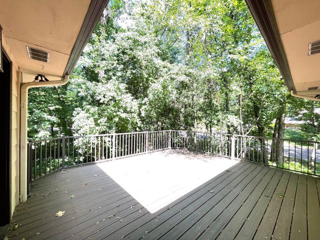 13701 Wood Lane, Minnetonka, MN 55305
