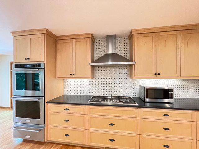 13701 Wood Lane, Minnetonka, MN 55305