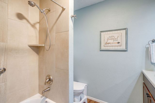 5011 Ledgestone Drive, Fort Worth, TX 76132