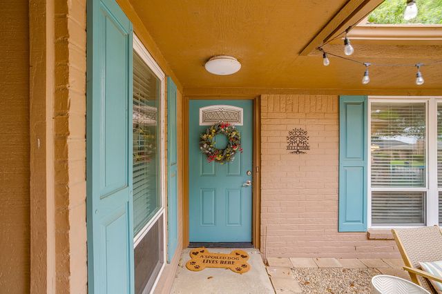 5011 Ledgestone Drive, Fort Worth, TX 76132