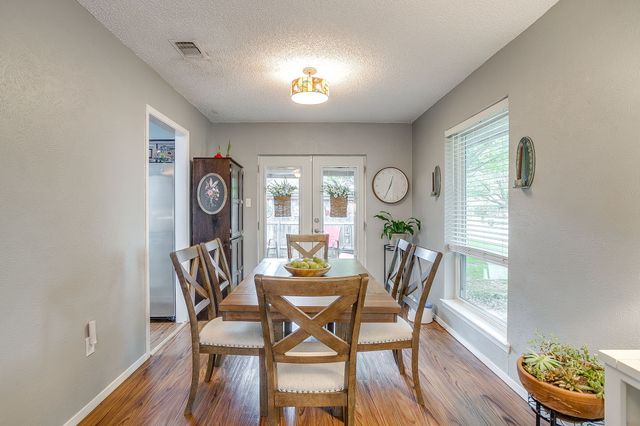 5011 Ledgestone Drive, Fort Worth, TX 76132