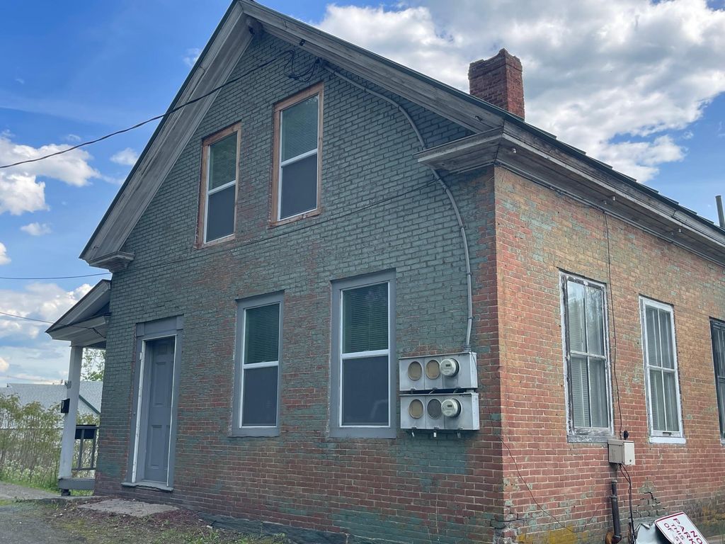 10 Park Street, Randolph, VT 05060