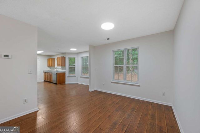 2164 Dresden Green NW, Kennesaw, GA 30144