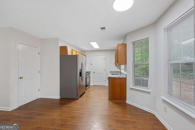 2164 Dresden Green NW, Kennesaw, GA 30144