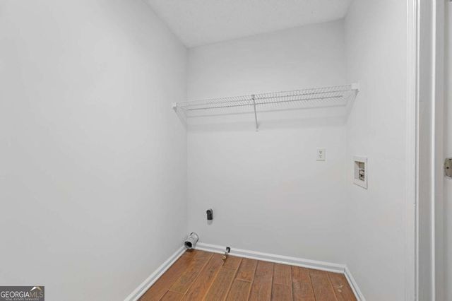 2164 Dresden Green NW, Kennesaw, GA 30144