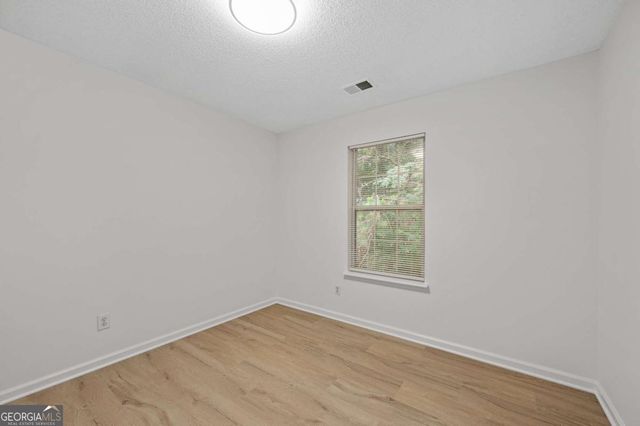 2164 Dresden Green NW, Kennesaw, GA 30144