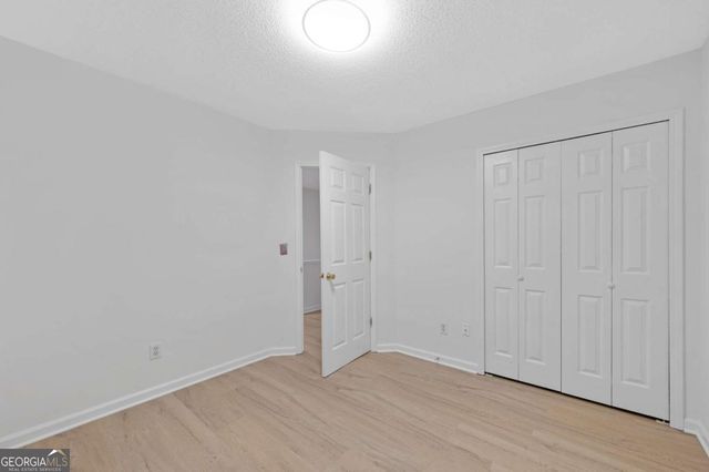 2164 Dresden Green NW, Kennesaw, GA 30144