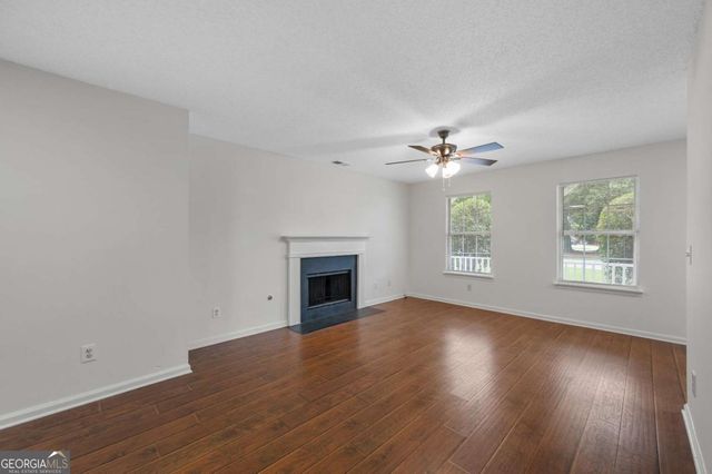 2164 Dresden Green NW, Kennesaw, GA 30144