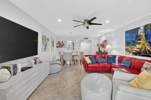 14849 Cumberland Drive 1060, Delray Beach, FL 33446