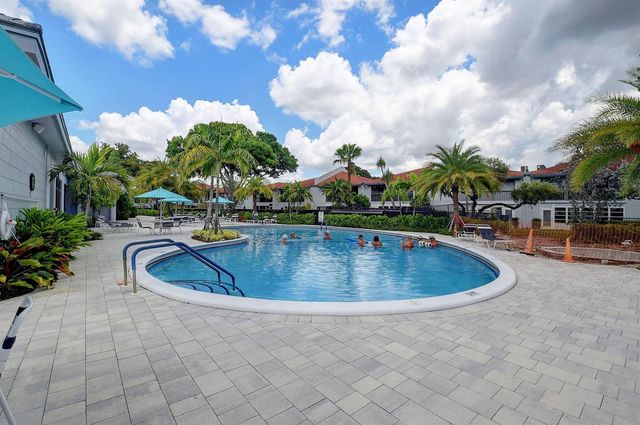 14849 Cumberland Drive 1060, Delray Beach, FL 33446