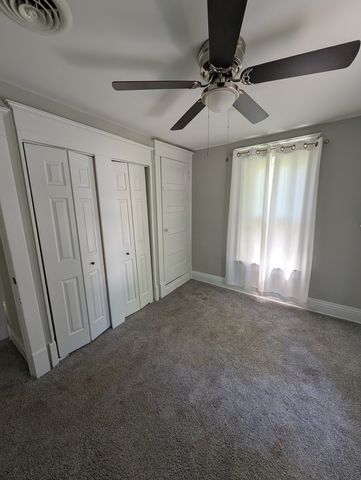 2221 Iowa Street, Davenport, IA 52803