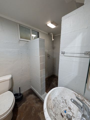 2221 Iowa Street, Davenport, IA 52803