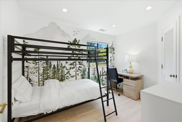 1031 Almanor Avenue, Menlo Park, CA 94025