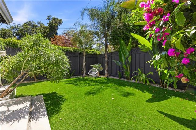 1031 Almanor Avenue, Menlo Park, CA 94025