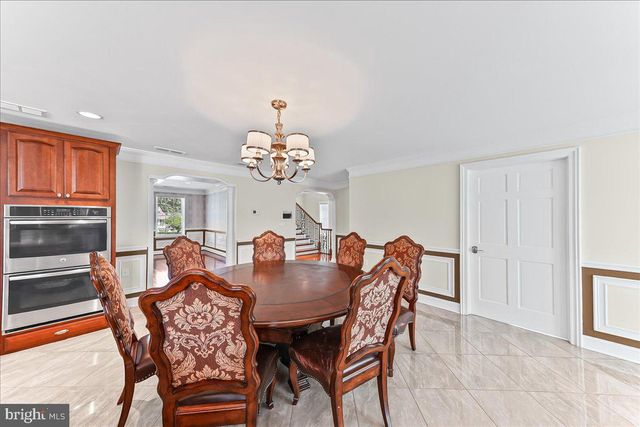 558 E BALTIMORE PIKE, West Grove, PA 19390