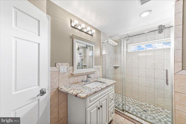 558 E BALTIMORE PIKE, West Grove, PA 19390