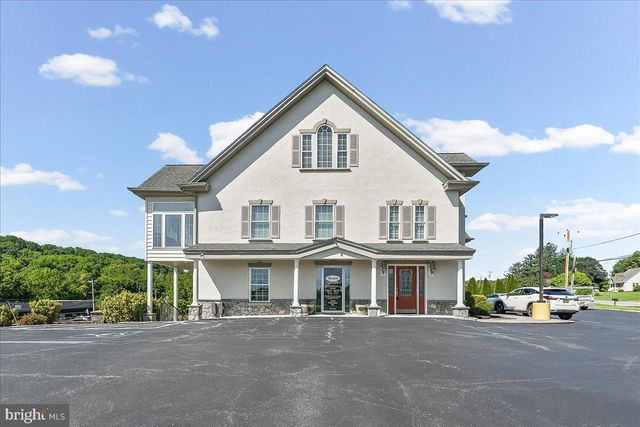 558 E BALTIMORE PIKE, West Grove, PA 19390