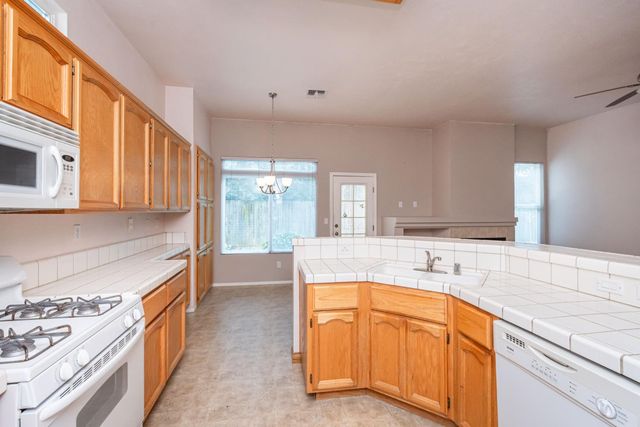 4910 Westham Way, Elk Grove, CA 95758