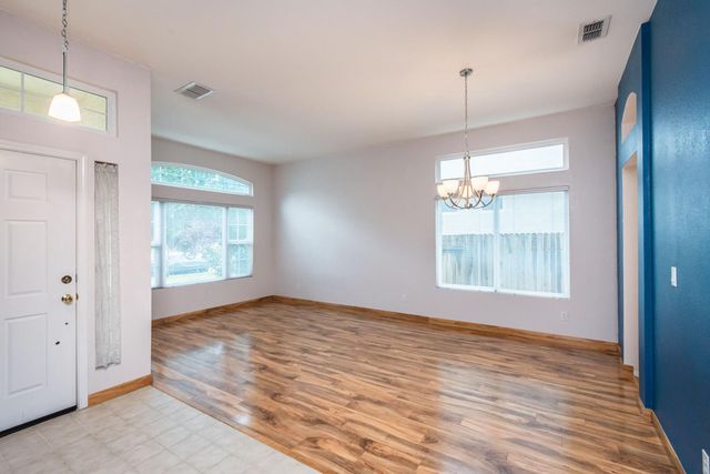 4910 Westham Way, Elk Grove, CA 95758