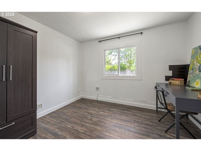 1875 W 18TH Ave, Eugene, OR 97402