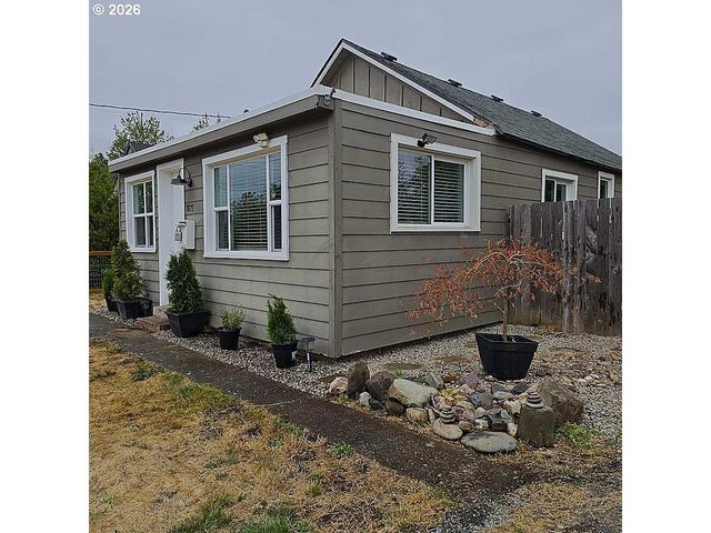 1875 W 18TH Ave, Eugene, OR 97402