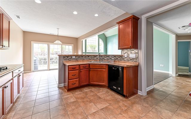 252 Estates Dr, Richland, PA 15044