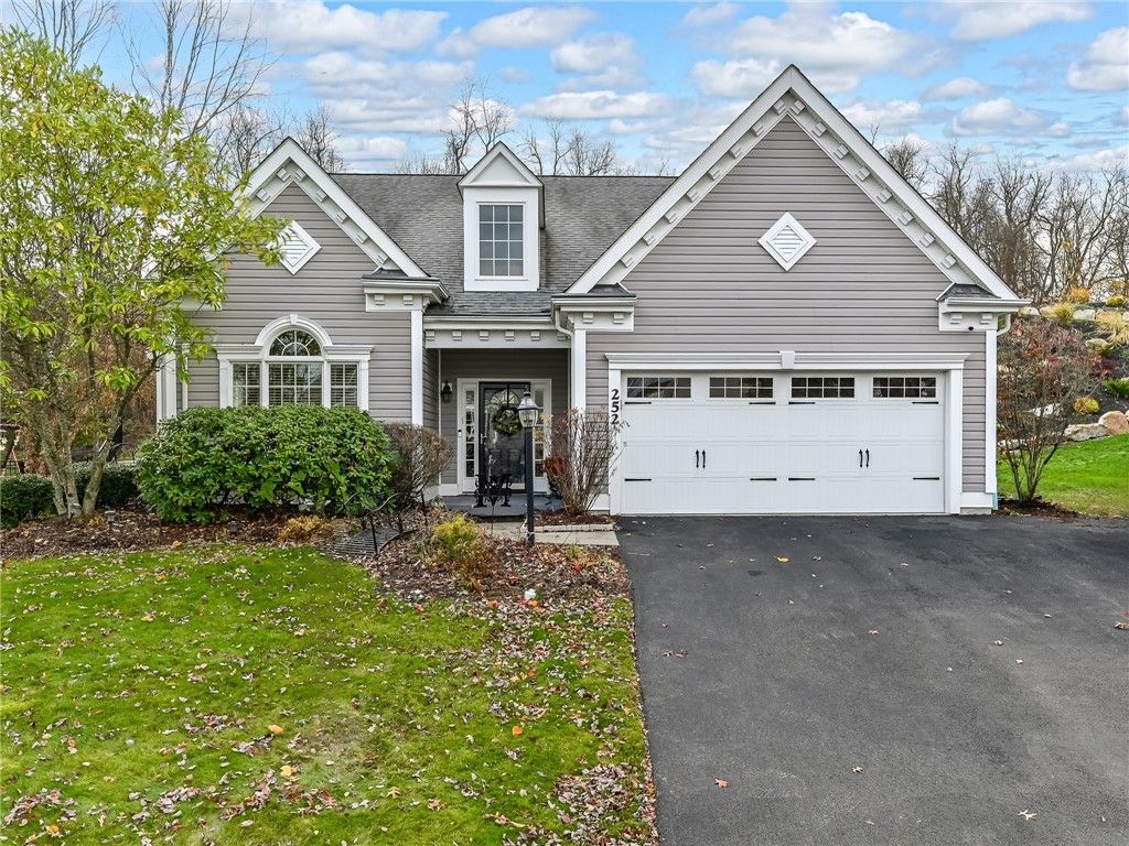252 Estates Dr, Richland, PA 15044
