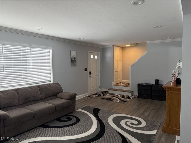 4526 Woodrow Avenue, Parma, OH 44134