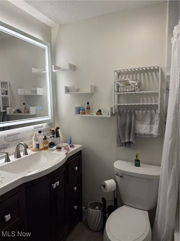 4526 Woodrow Avenue, Parma, OH 44134