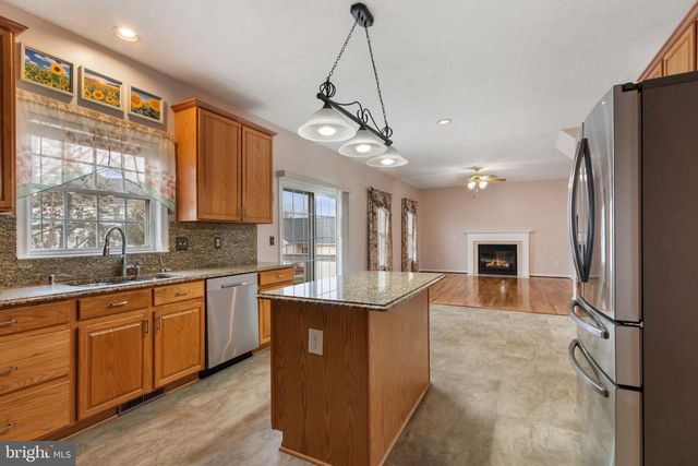 6910 GOVERNORS GRANT LN, Fredericksburg, VA 22407