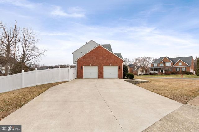 6910 GOVERNORS GRANT LN, Fredericksburg, VA 22407