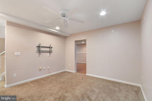 6910 GOVERNORS GRANT LN, Fredericksburg, VA 22407