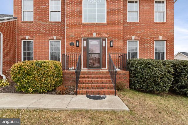 6910 GOVERNORS GRANT LN, Fredericksburg, VA 22407