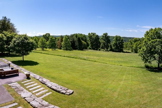 11 Valley Road, Salisbury, CT 06039